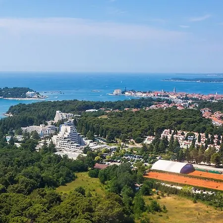 Valamar Diamant *
