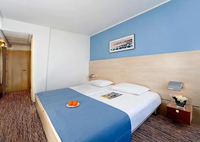 Valamar Diamant *