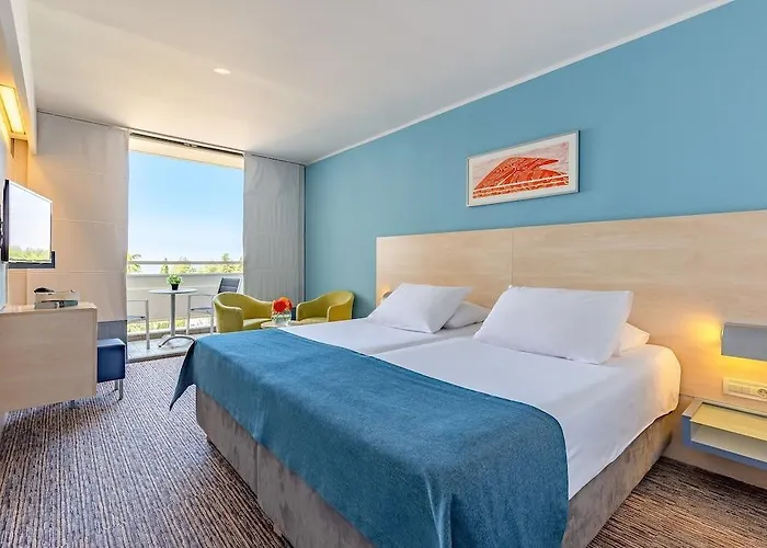 Valamar Diamant *